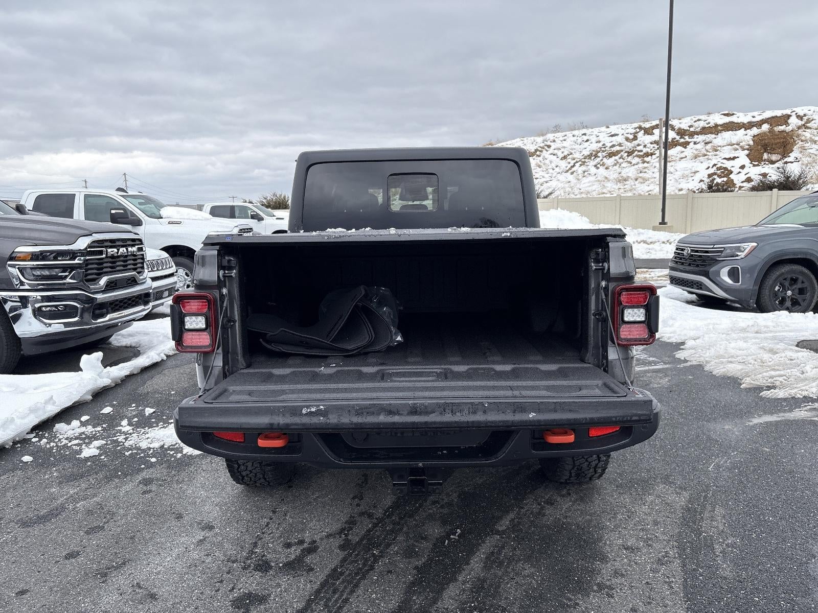 2026 Jeep Gladiator Mojave 4x4