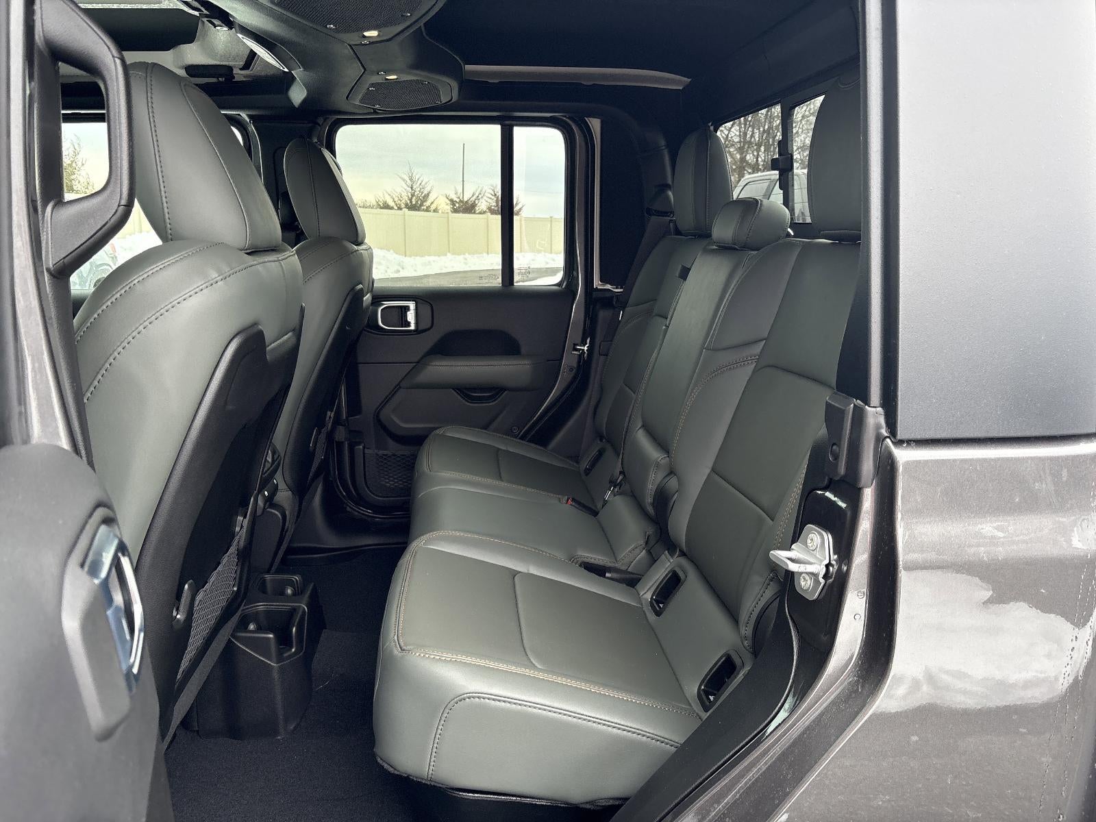 2026 Jeep Gladiator Mojave 4x4