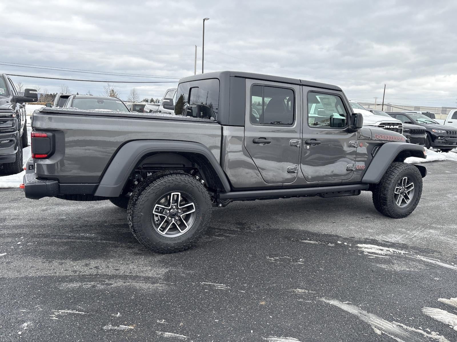 2026 Jeep Gladiator Mojave 4x4