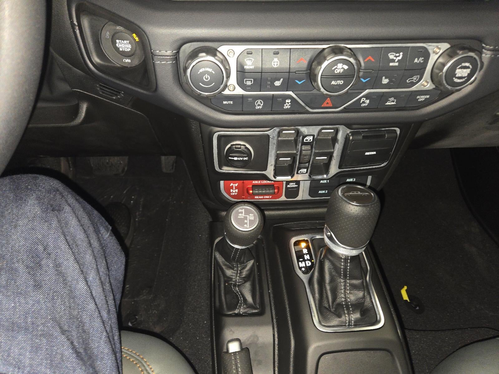 2026 Jeep Gladiator Mojave X 4x4