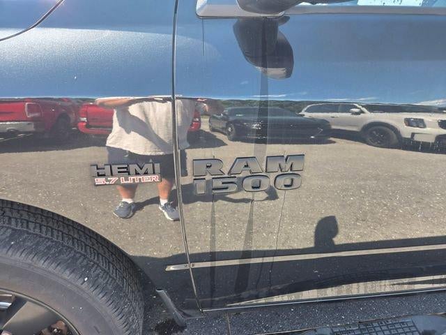 2018 RAM 1500 Big Horn 4x4 Crew Cab 5'7" Box