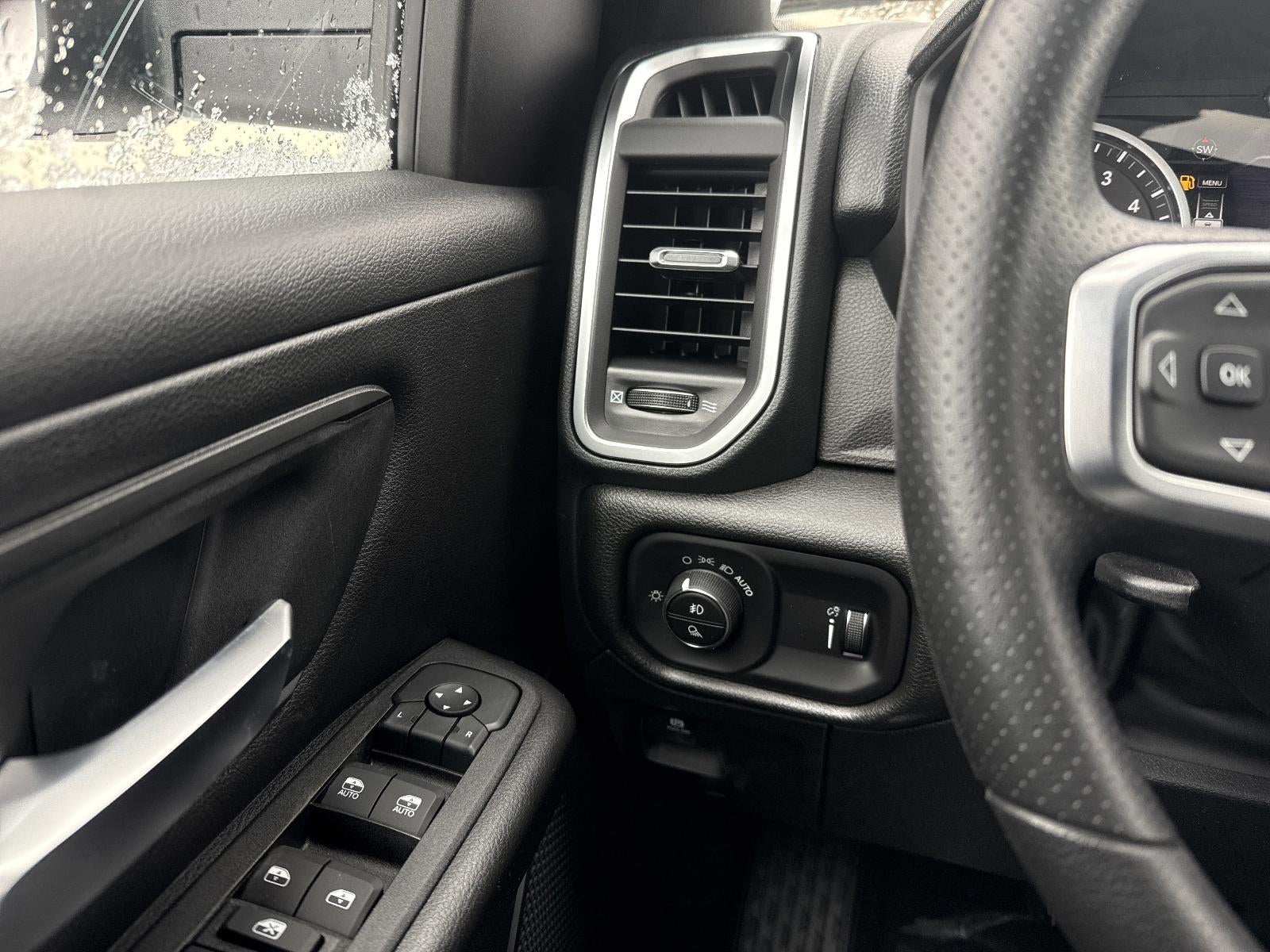 2026 RAM 1500 Express 4x4 Quad Cab 6'4" Box