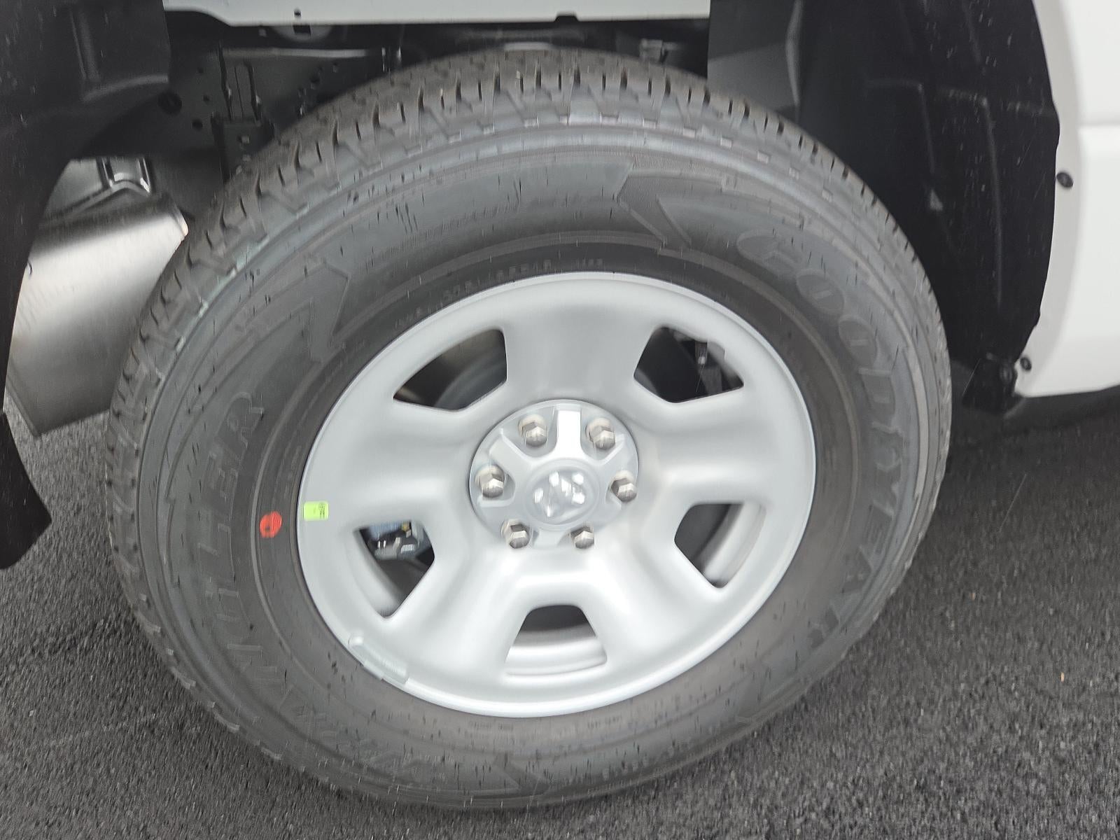 2026 RAM 1500 Tradesman 4x4 Quad Cab 6'4" Box