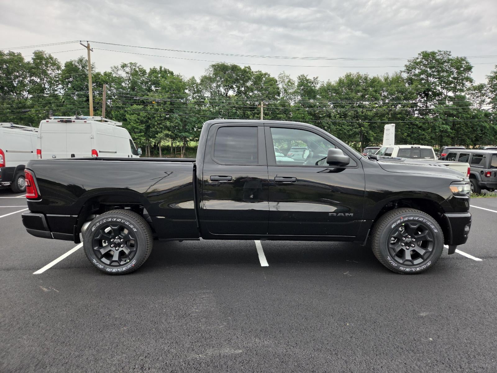 2026 RAM 1500 Express 4x4 Quad Cab 6'4" Box