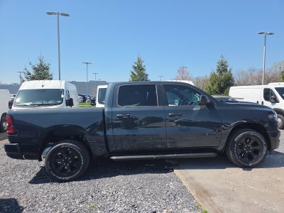 2026 RAM 1500 Express 4x4 Crew Cab 5'7" Box