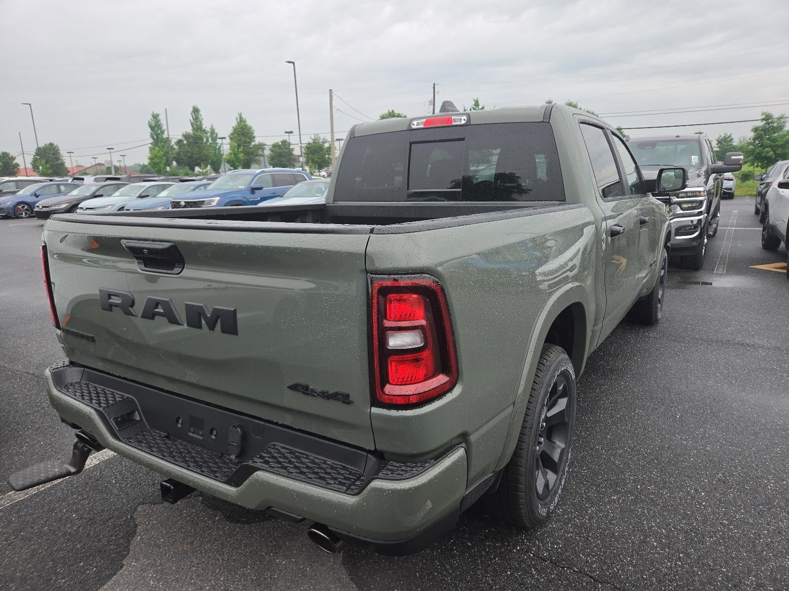 2026 RAM 1500 Big Horn 4x4 Crew Cab 5'7" Box