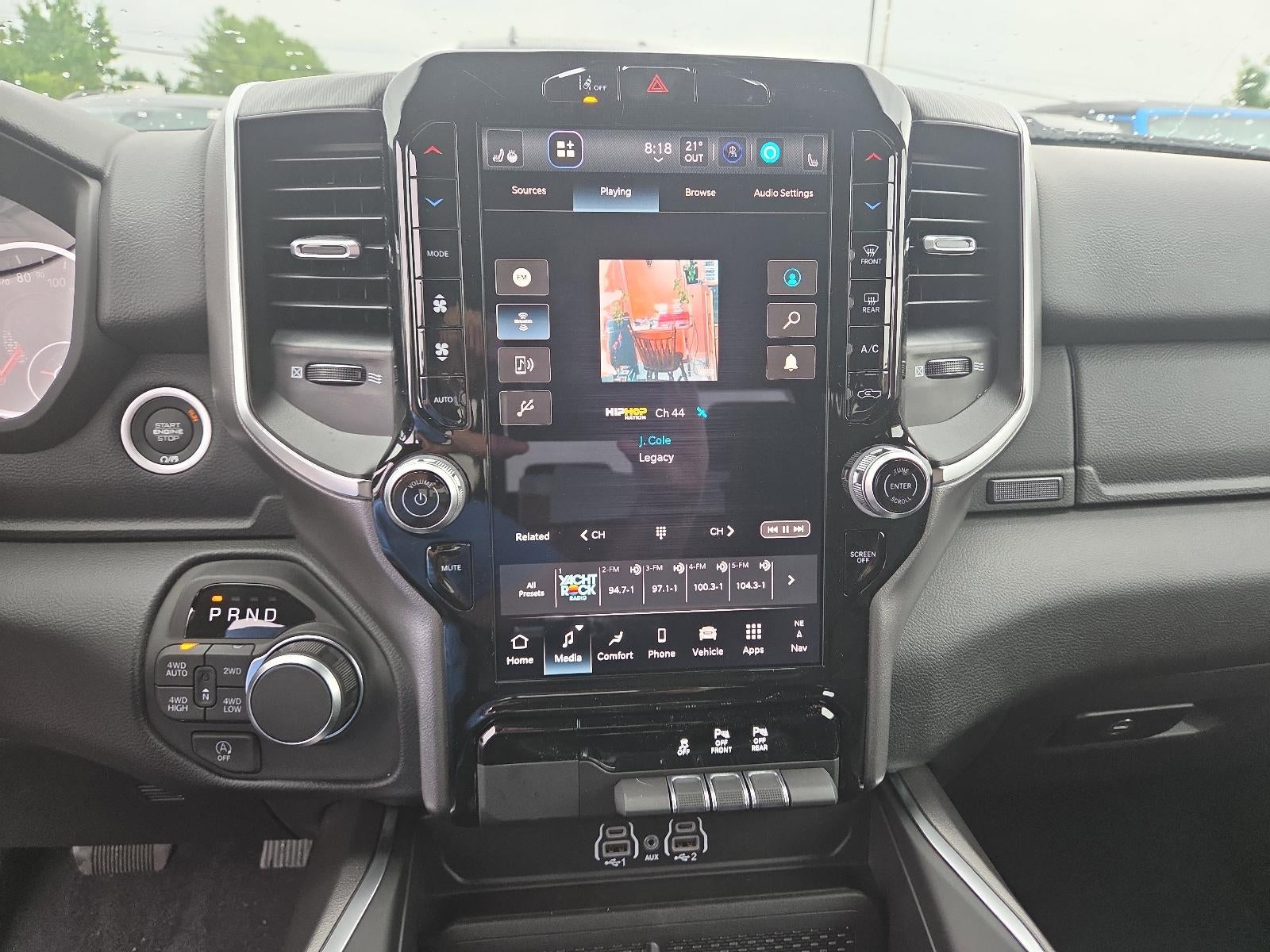 2026 RAM 1500 Big Horn 4x4 Crew Cab 5'7" Box