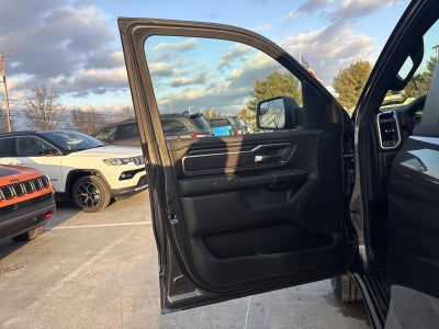 2026 RAM 1500 Big Horn 4x4 Crew Cab 5'7" Box