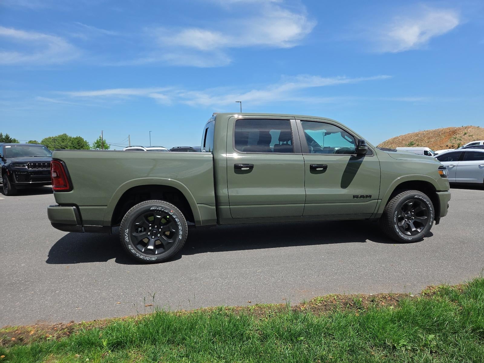 2026 RAM 1500 Big Horn 4x4 Crew Cab 5'7" Box