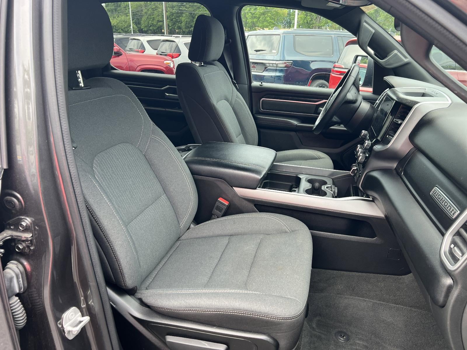 2022 RAM 1500 Big Horn 4x4 Crew Cab 5'7" Box