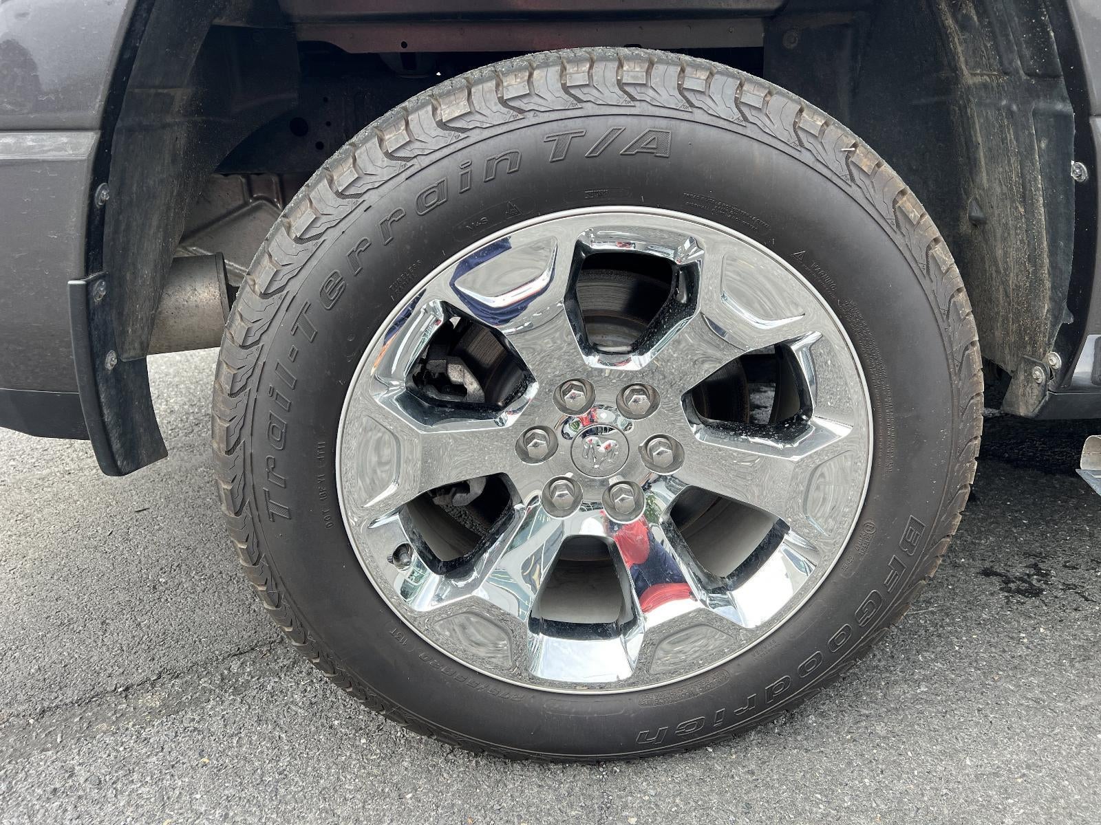 2022 RAM 1500 Big Horn 4x4 Crew Cab 5'7" Box