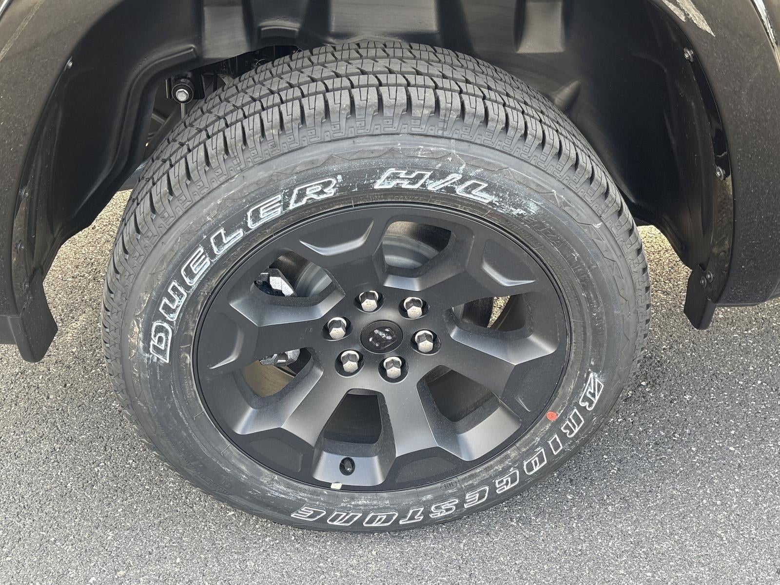 2026 RAM 1500 Big Horn 4x4 Crew Cab 5'7" Box