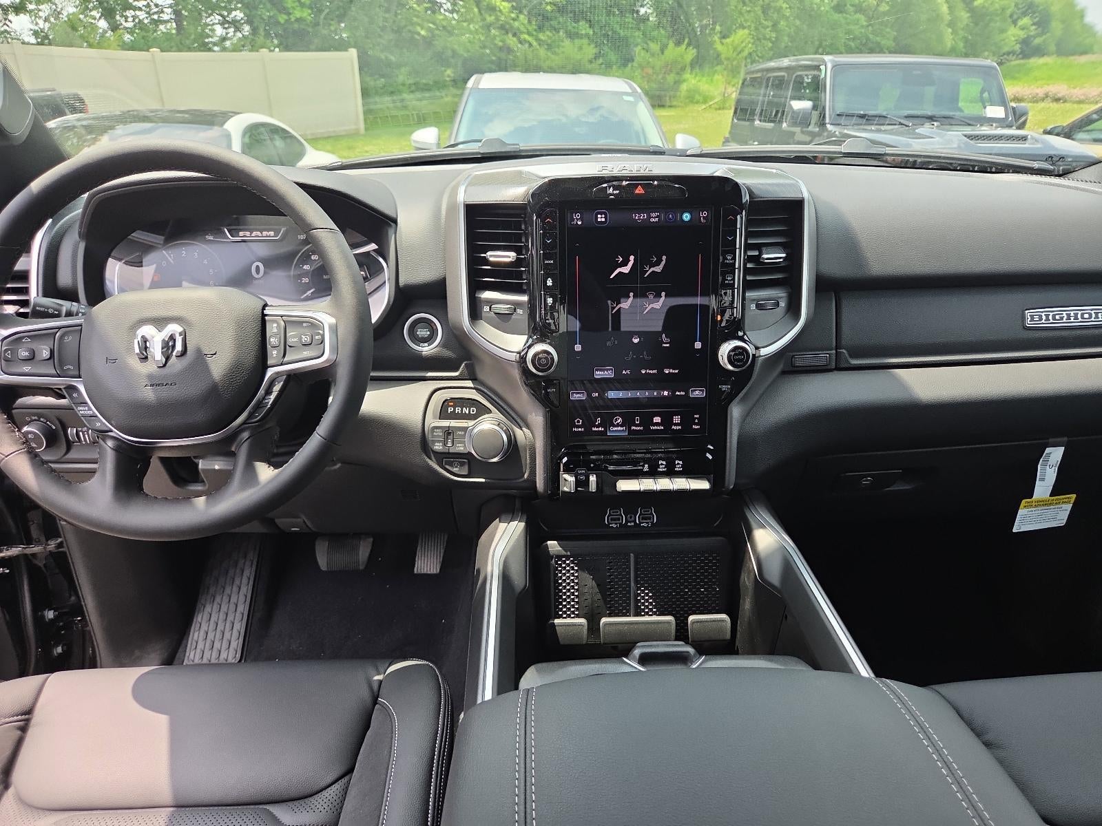 2026 RAM 1500 Big Horn 4x4 Crew Cab 5'7" Box