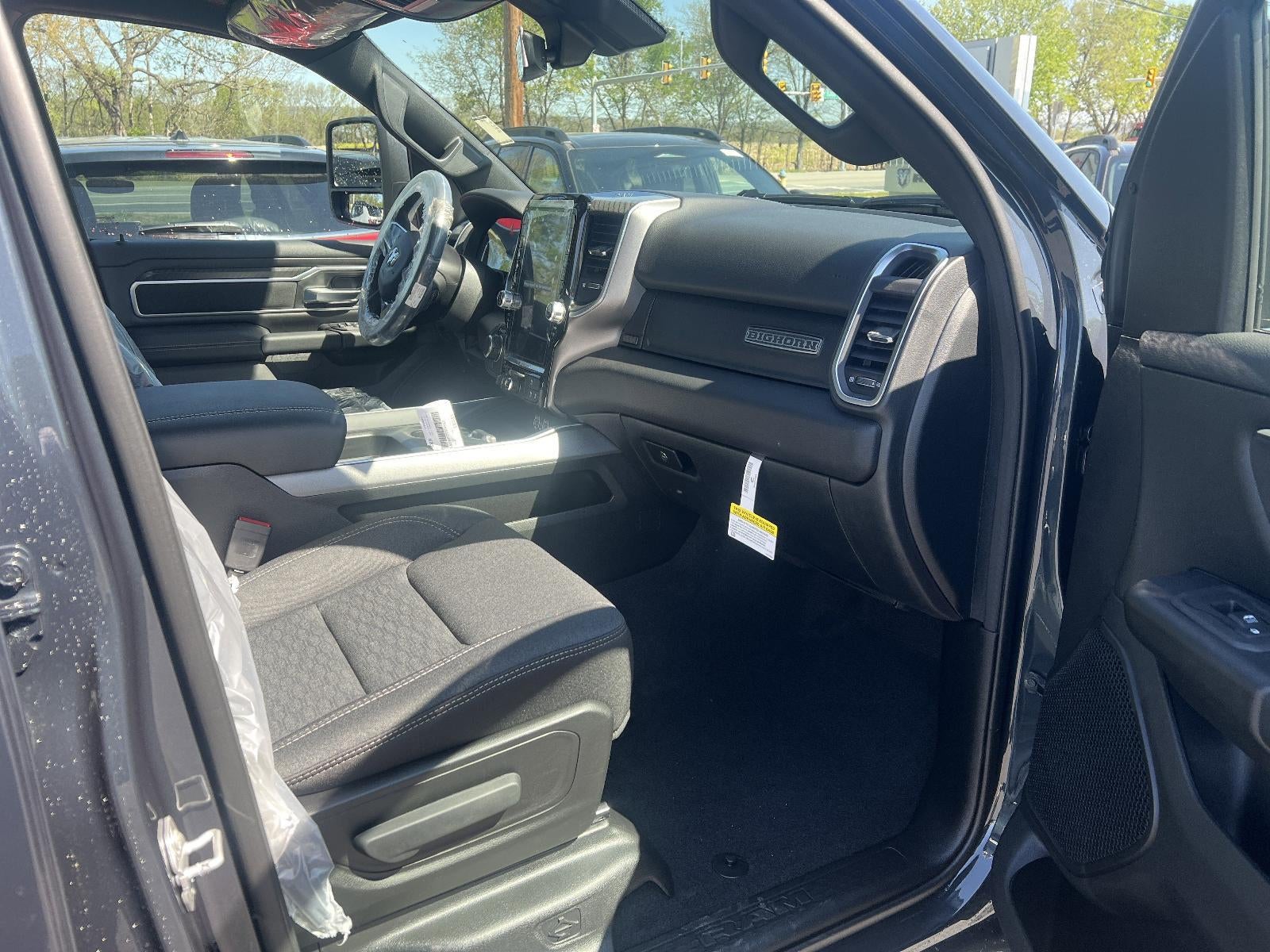 2026 RAM 1500 Big Horn 4x4 Crew Cab 5'7" Box