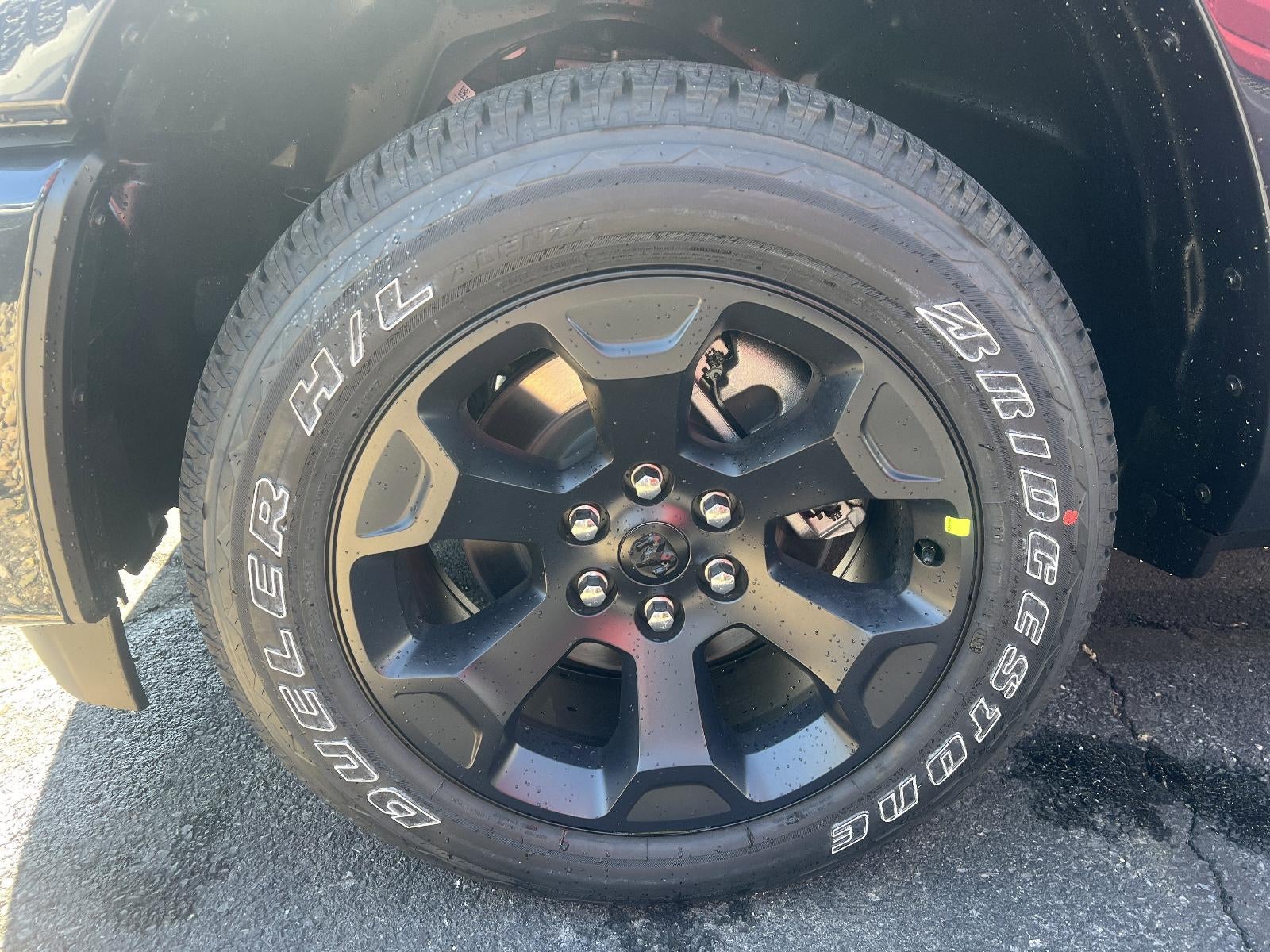 2026 RAM 1500 Big Horn 4x4 Crew Cab 5'7" Box