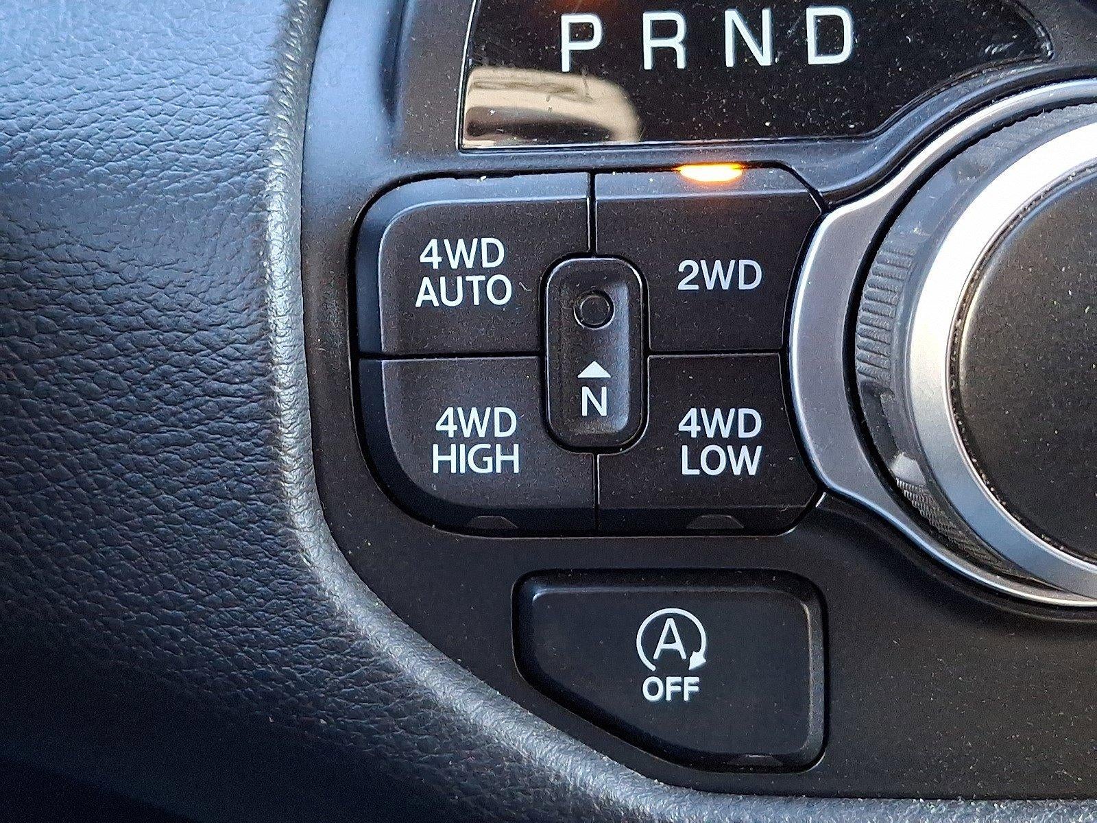 2022 RAM 1500 Big Horn 4x4 Crew Cab 5'7" Box