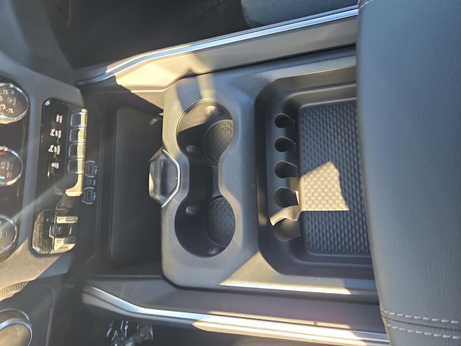 2026 RAM 1500 Big Horn 4x4 Crew Cab 5'7" Box