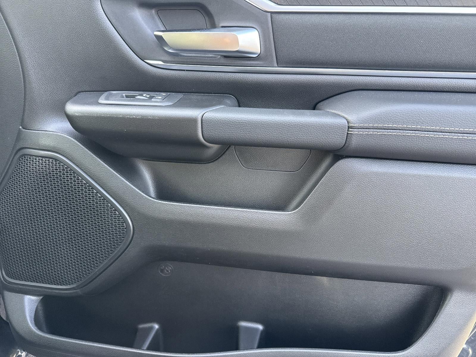 2026 RAM 1500 Big Horn 4x4 Crew Cab 5'7" Box