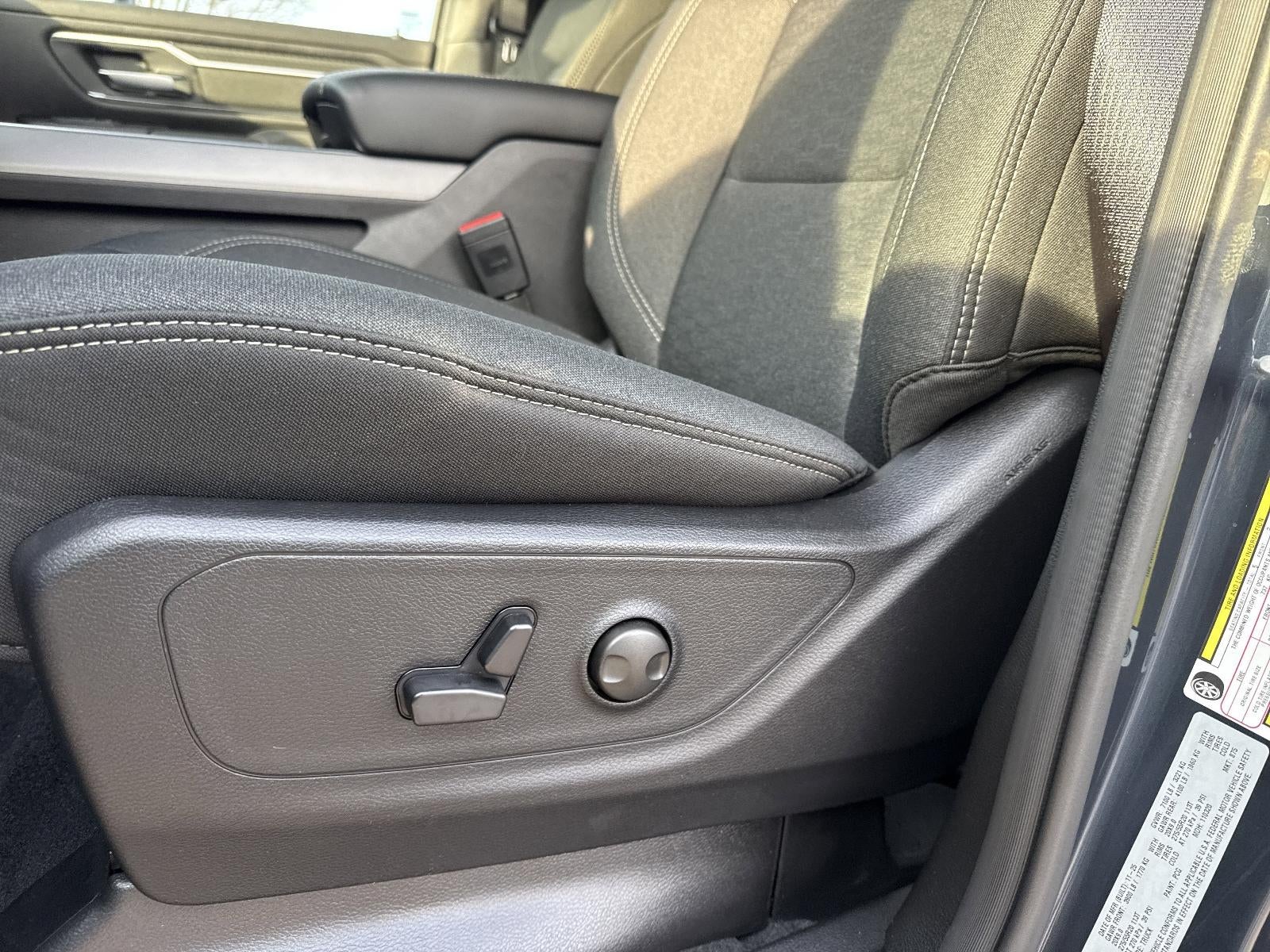 2026 RAM 1500 Big Horn 4x4 Crew Cab 5'7" Box