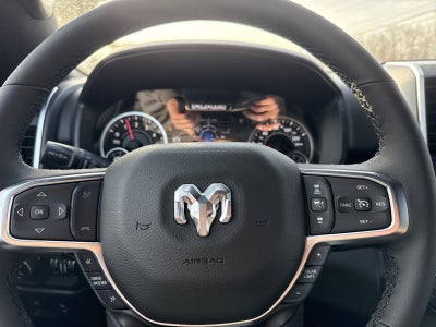 2026 RAM 1500 Big Horn 4x4 Crew Cab 5'7" Box