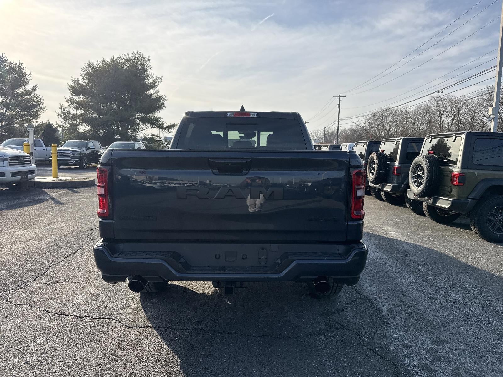 2026 RAM 1500 Big Horn 4x4 Crew Cab 5'7" Box