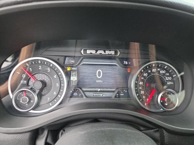 2026 RAM 1500 Express 4x4 Crew Cab 5'7" Box