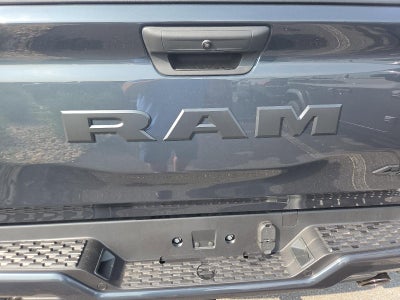 2026 RAM 1500 Express 4x4 Crew Cab 5'7" Box