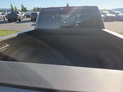 2026 RAM 1500 Express 4x4 Crew Cab 5'7" Box