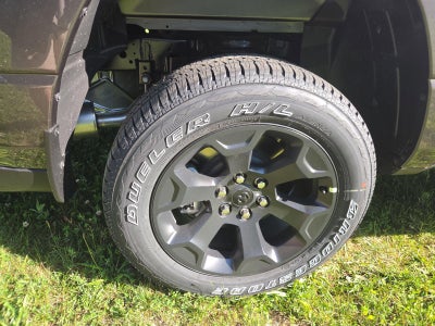 2026 RAM 1500 Express 4x4 Crew Cab 5'7" Box