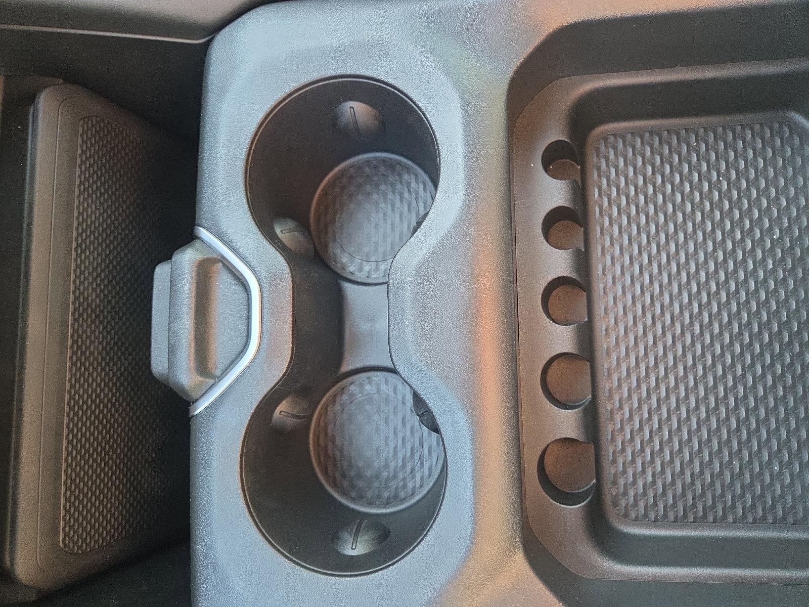 2026 RAM 1500 Express 4x4 Crew Cab 5'7" Box