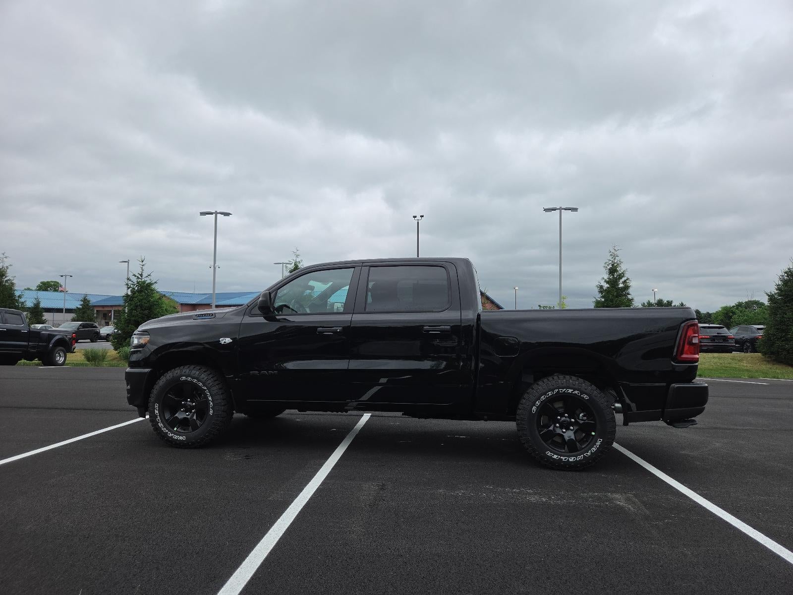 2026 RAM 1500 Warlock 4x4 Crew Cab 5'7" Box
