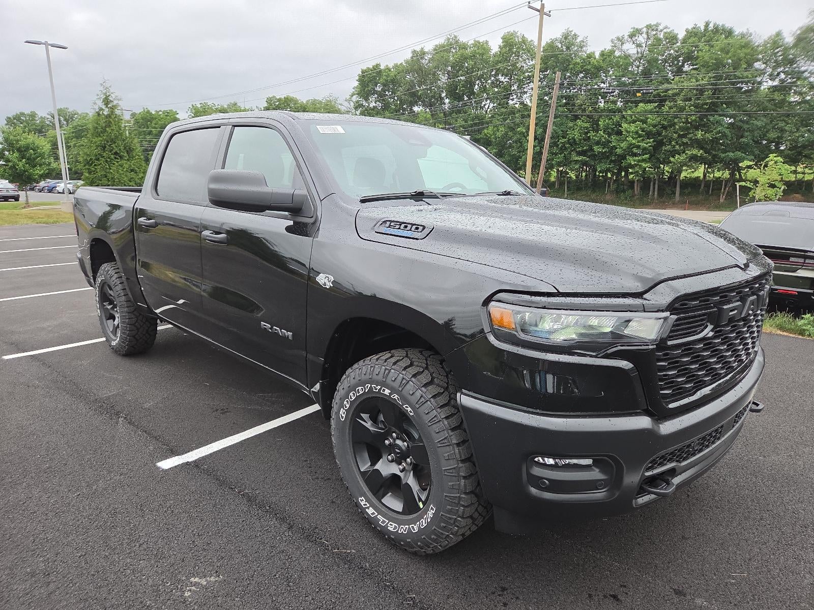2026 RAM 1500 Warlock 4x4 Crew Cab 5'7" Box