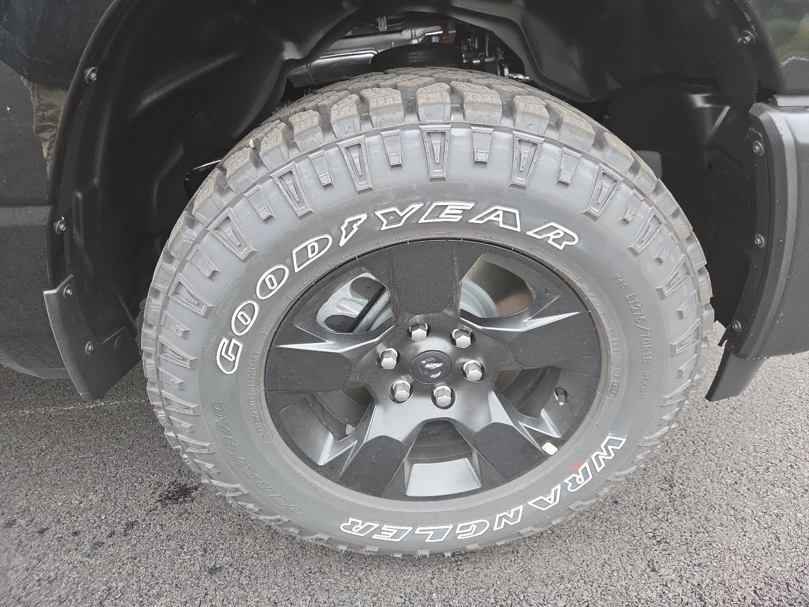 2026 RAM 1500 Warlock 4x4 Crew Cab 5'7" Box