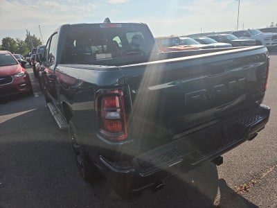 2026 RAM 1500 Express 4x4 Crew Cab 5'7" Box