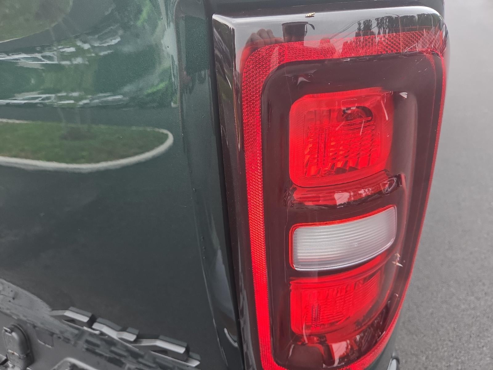 2026 RAM 1500 Warlock 4x4 Crew Cab 5'7" Box