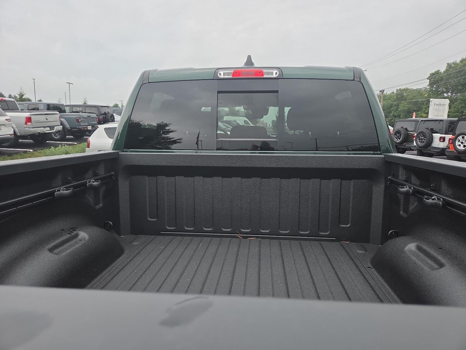 2026 RAM 1500 Warlock 4x4 Crew Cab 5'7" Box