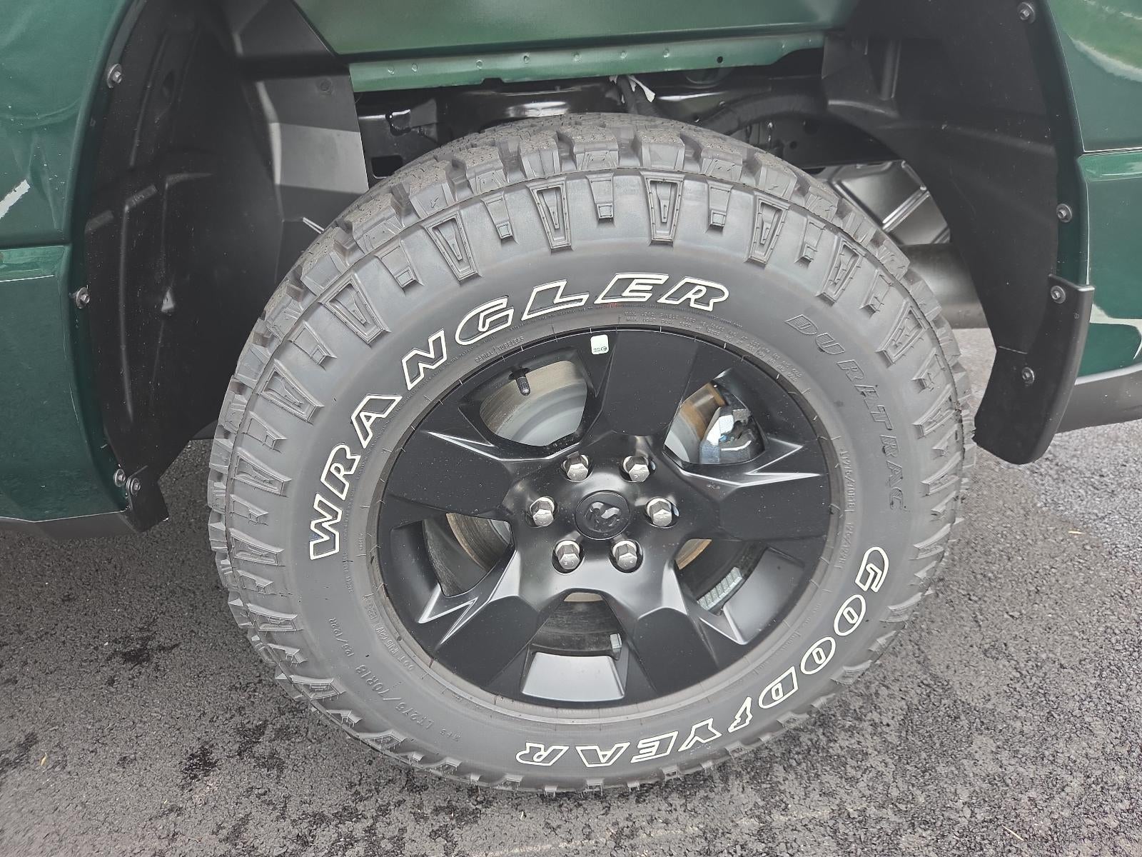 2026 RAM 1500 Warlock 4x4 Crew Cab 5'7" Box