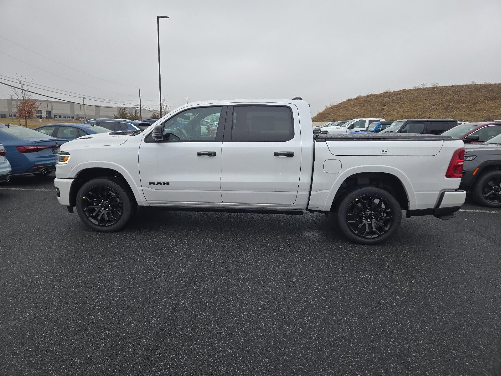 2026 RAM 1500 Limited 4x4 Crew Cab 5'7" Box