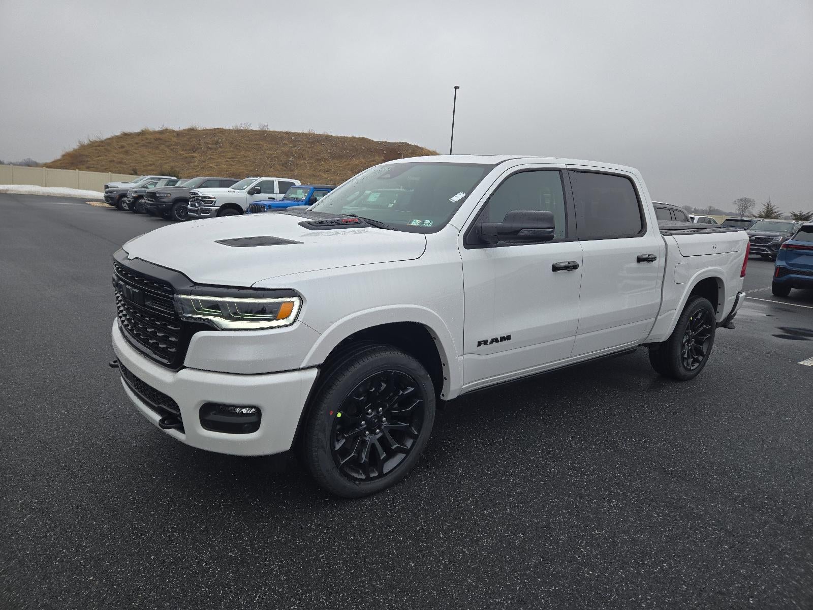 2026 RAM 1500 Limited 4x4 Crew Cab 5'7" Box