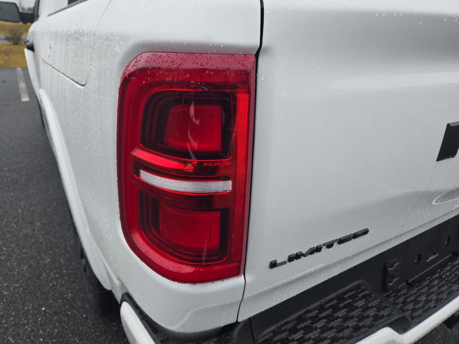 2026 RAM 1500 Limited 4x4 Crew Cab 5'7" Box