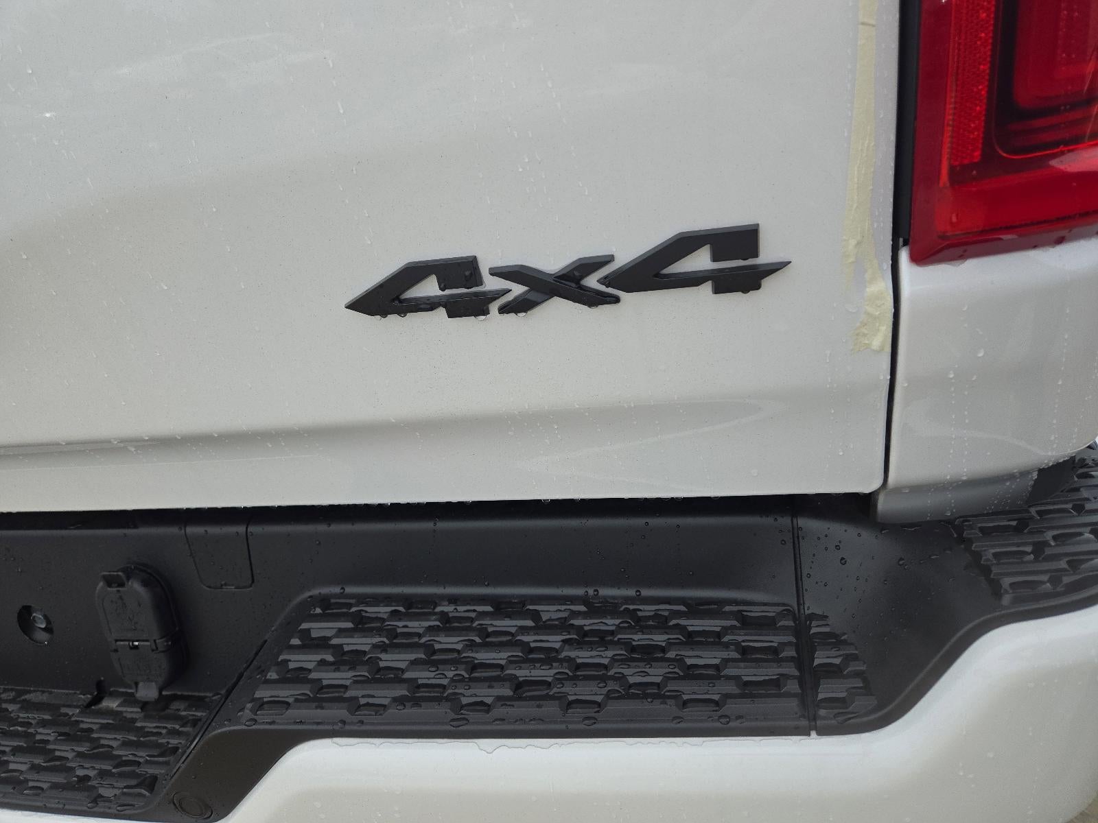 2026 RAM 1500 Limited 4x4 Crew Cab 5'7" Box