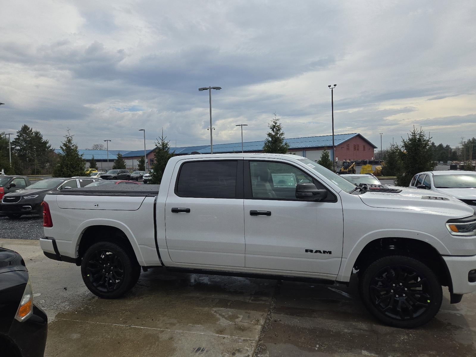 2026 RAM 1500 Limited 4x4 Crew Cab 5'7" Box