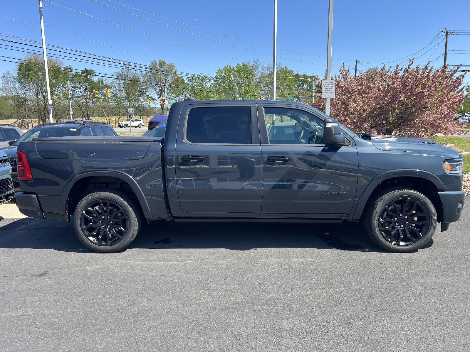 2026 RAM 1500 Limited 4x4 Crew Cab 5'7" Box