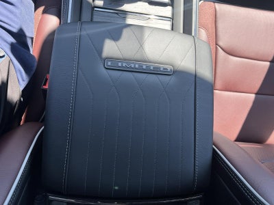 2026 RAM 1500 Limited 4x4 Crew Cab 5'7" Box