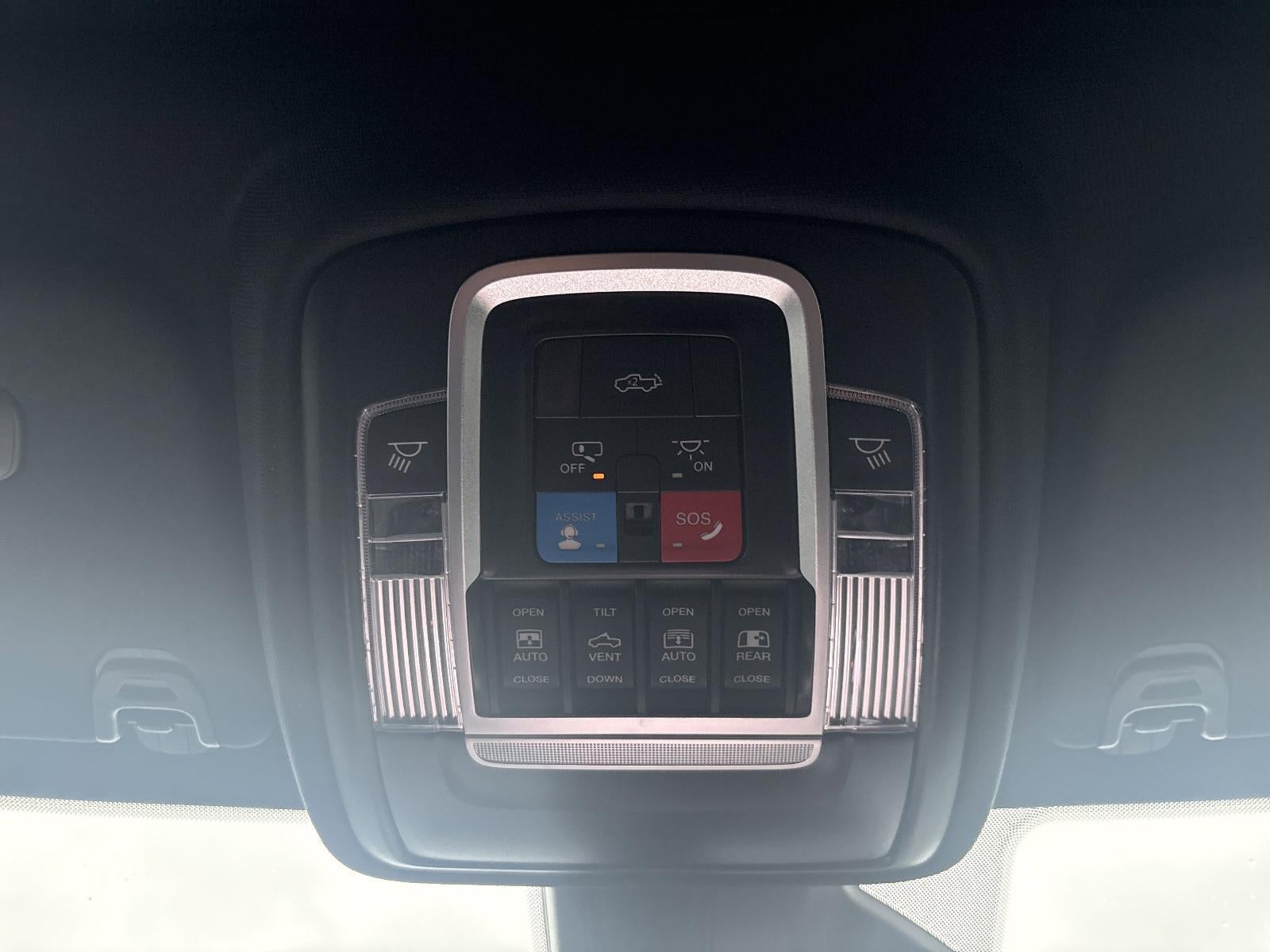 2026 RAM 1500 Limited 4x4 Crew Cab 5'7" Box