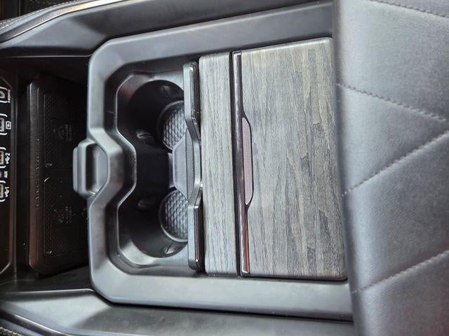 2025 RAM 1500 Limited 4x4 Crew Cab 5'7" Box