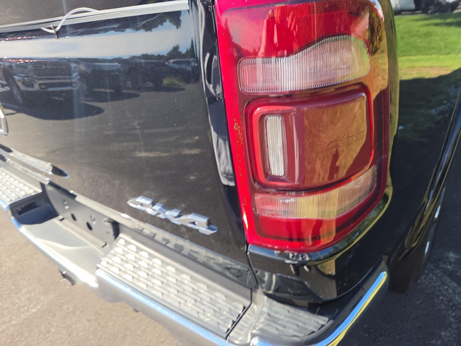 2024 RAM 1500 Limited 4x4 Crew Cab 5'7" Box