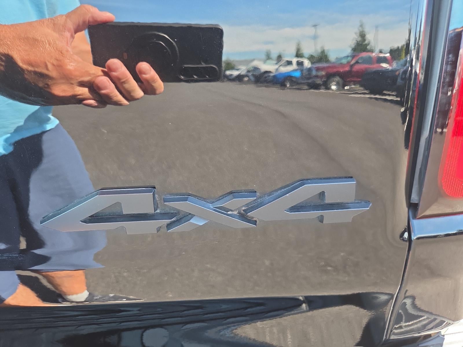 2020 RAM 1500 Limited 4x4 Crew Cab 5'7" Box