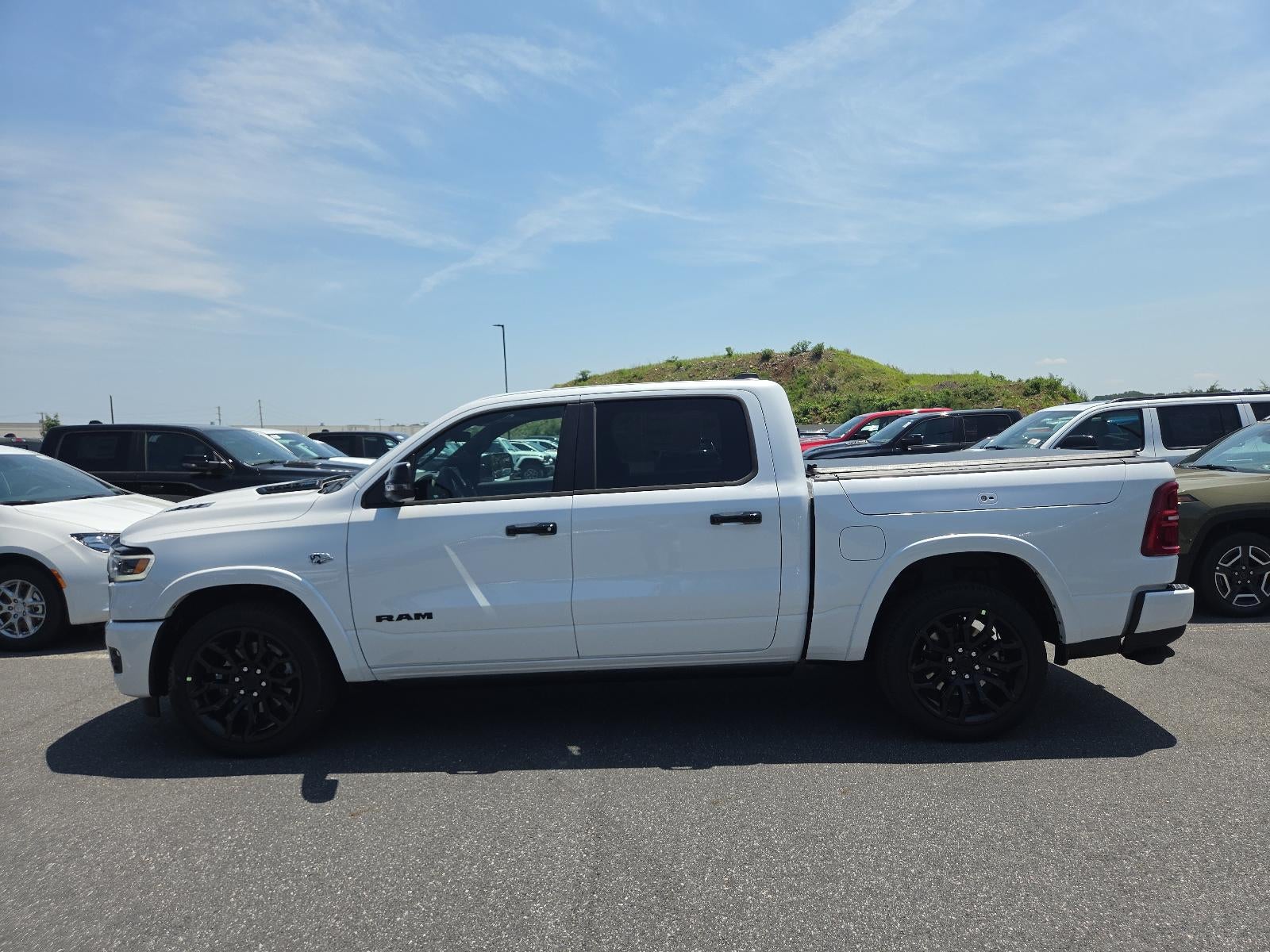 2026 RAM 1500 Limited 4x4 Crew Cab 5'7" Box