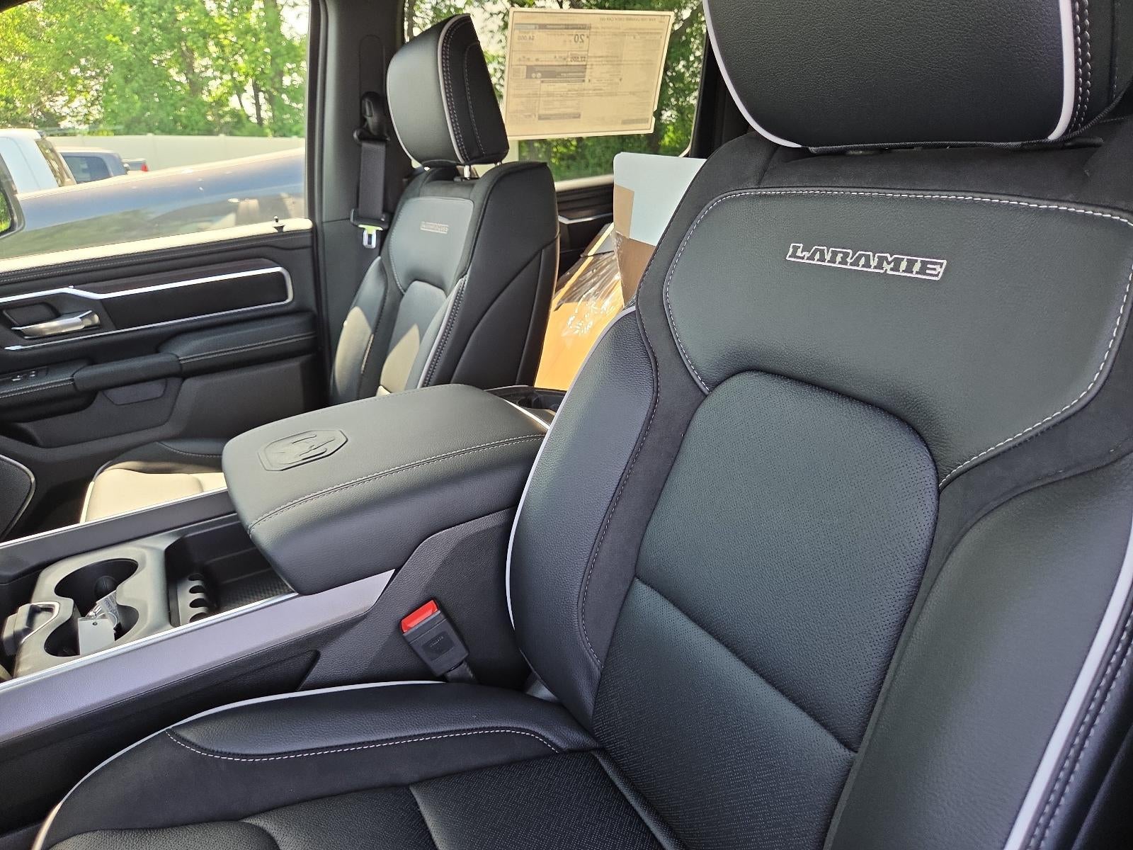 2026 RAM 1500 Laramie 4x4 Crew Cab 5'7" Box
